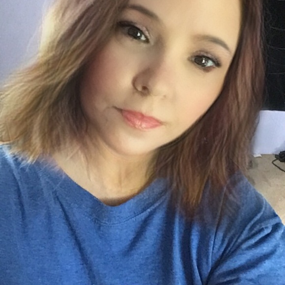 Meet your Posher, Rebecca - Picture 1 of 1